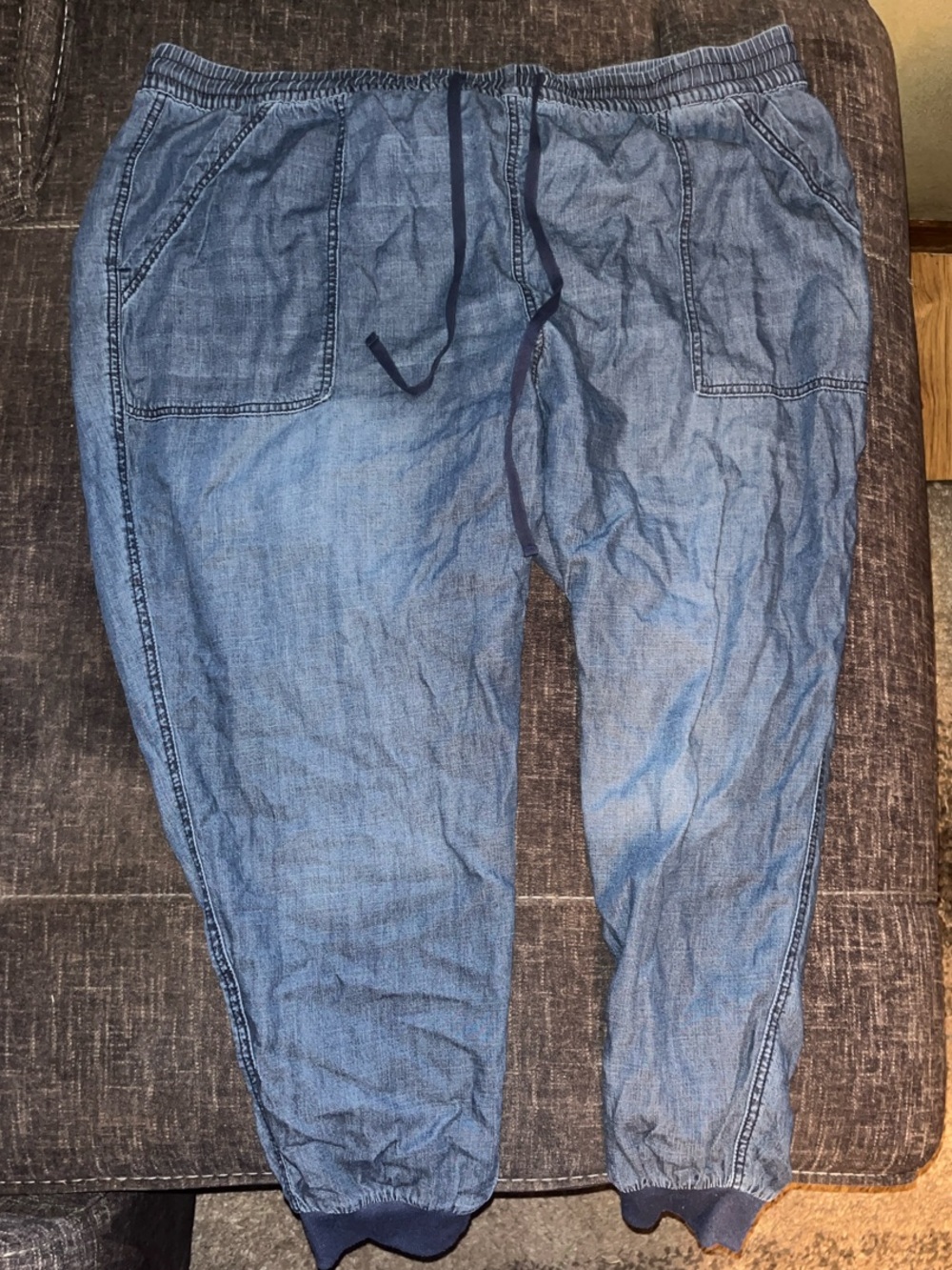 Seven7 Women's utility cuffed jeans. Super cute for spring or summer!